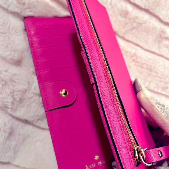 Kate Spade New York Hot Pink Saffiano Leather Snap Bifold Wallet (GUC) - Picture 8 of 12